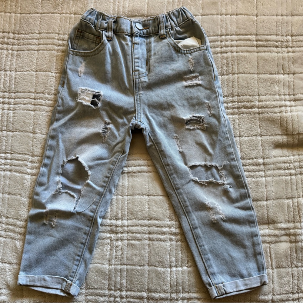 SHEIN Light Blue Distressed Jeans
